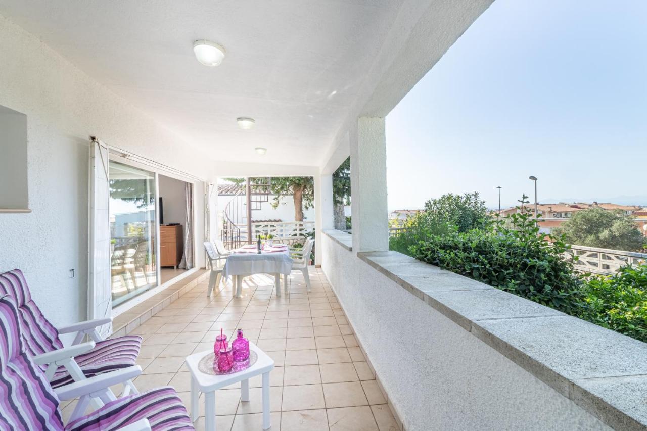Holiday home Apart-rent Casa Grecs 2029 *